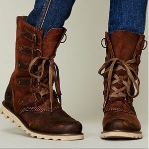 Sorel brown suede boots